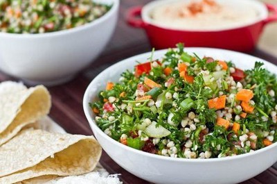 ​Каким должен быть порядок приема пищи в обед?